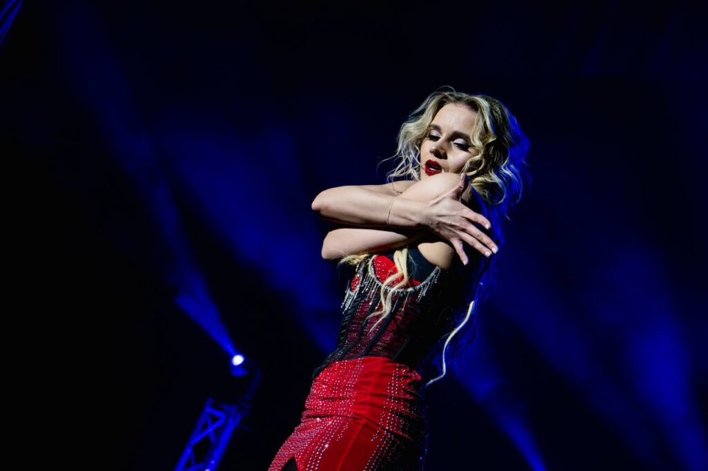 Olesea Nespeac — Solo